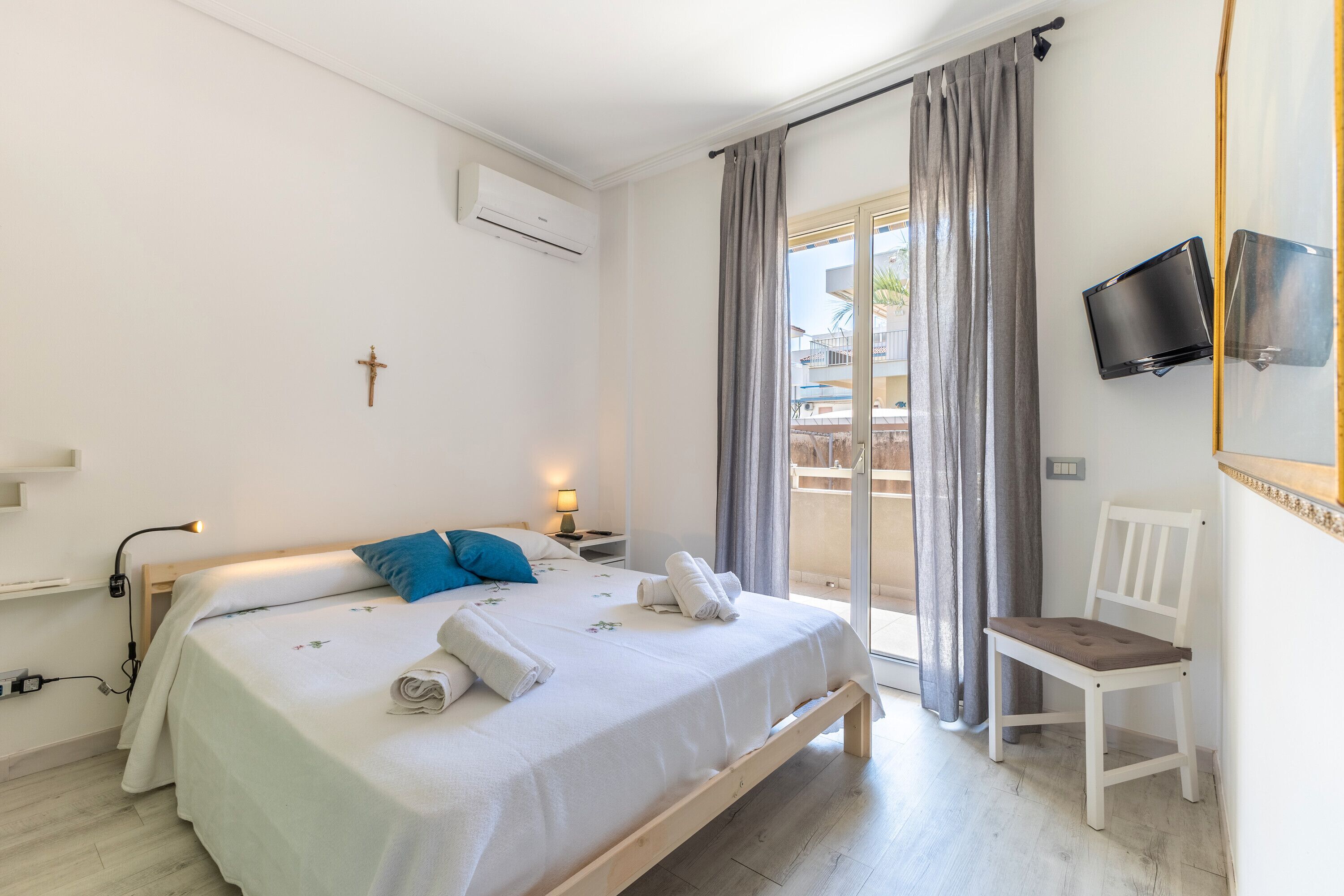2 chambres, Wi-Fi gratuit, draps fournis