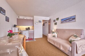 Televisio, DVD-soitin, stereot