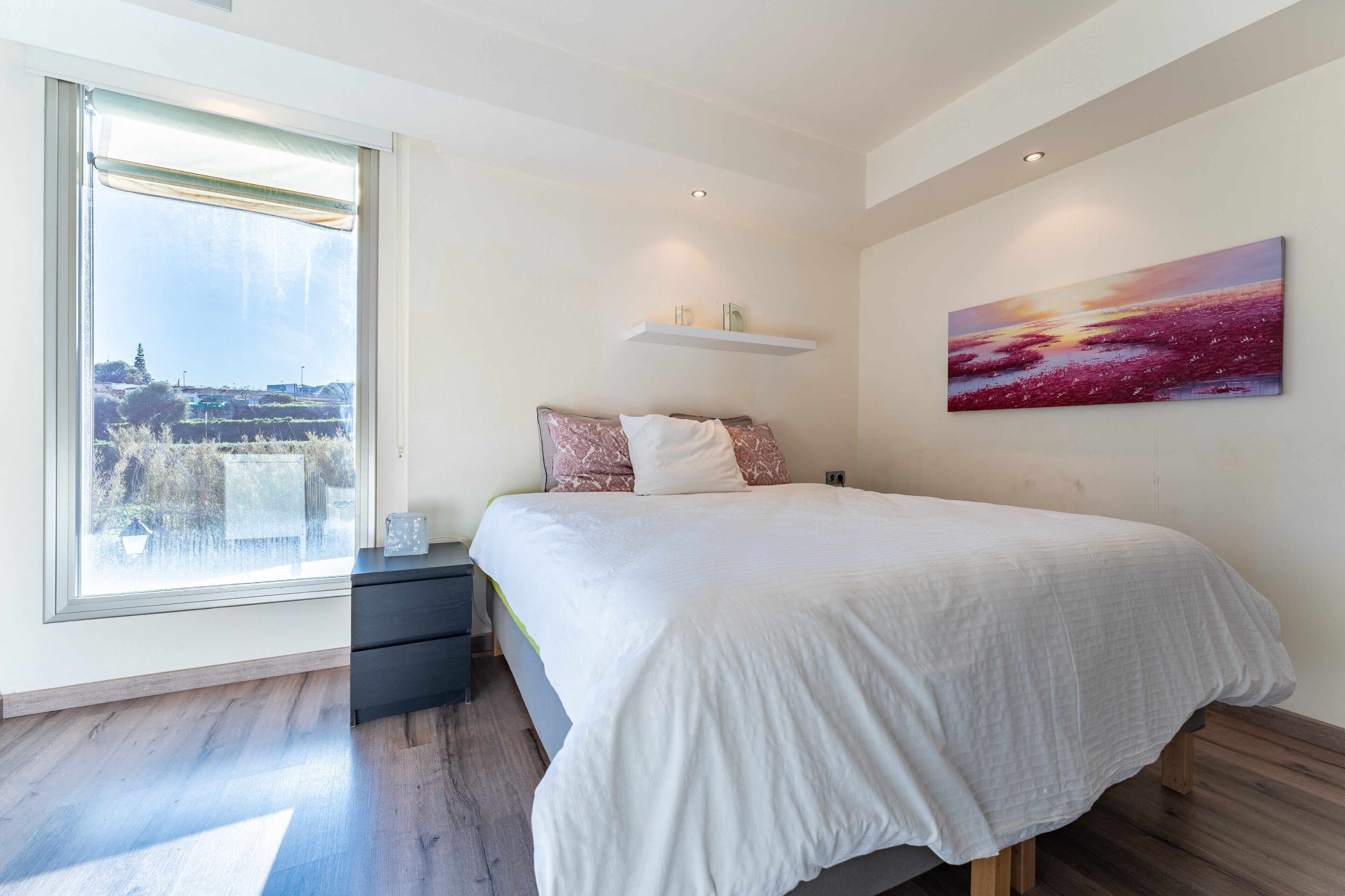 4 chambres, fer et planche à repasser, Wi-Fi gratuit, draps fournis