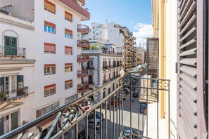 Property grounds - Holiday Home 'Lulù Palermo' with Balcony, Wi-Fi and Air Conditioning (Palermo)