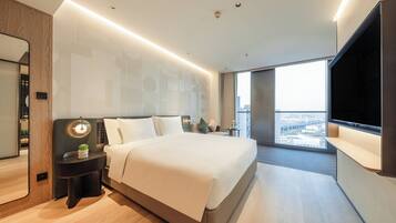 Minibar, desk, soundproofing, free cots/infant beds