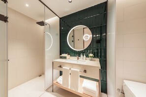 Free toiletries, hair dryer, bathrobes, slippers