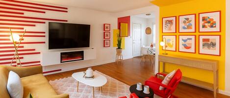 Télévision, cheminée