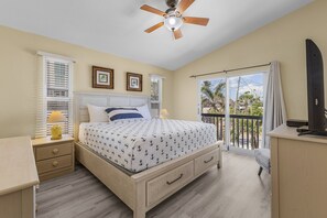 3 bedrooms, iron/ironing board, free WiFi, bed sheets - Gulf Access, Heated Pool, Grill & Lanai – Primo Getaway – Roelens (Fort Myers Beach)