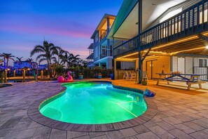 Beheizter Pool