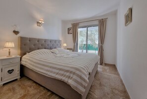 3 slaapkamers, gratis wifi, beddengoed