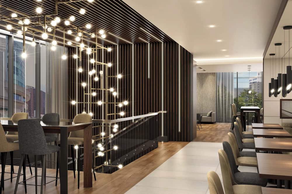 AC Hotel BY Marriott Ottawa Dwtn