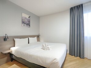 Desk, free WiFi, bed sheets, wheelchair access