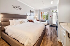 Strykejern/-brett, wi-fi og sengetøy