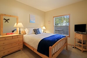 4 عدّة غرف نوم ومكواة/لوح كي وواي فاي مجانًا وملاءات أسرّة