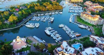 889 Ketch Court @ Harbour Town, Sea Pines | Pool Access | Walk to Marina & Golf Links