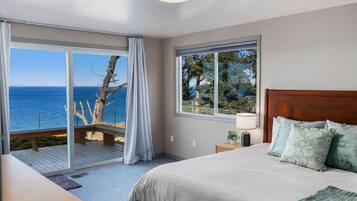 Bureau, fer et planche à repasser, lit parapluie, Wi-Fi gratuit