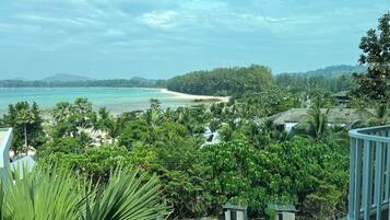 Premium Suite, 2 Bedrooms, Sea View | Terrace/patio