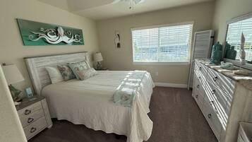 3 bedrooms, desk, iron/ironing board, WiFi