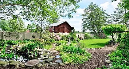 Spacious 5-bedroom house with WiFi and AC in charming Bucks County PA
