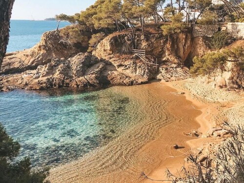 llevantí, Suche nach dem Meer