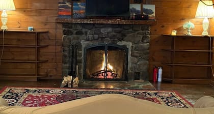 Charming 3-bedroom Cabin for nature lovers