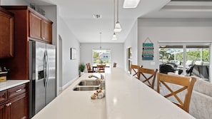 Interior - Palm Terrace - 3 Bedroom, Gulf Access, Heated Pool with Boat Lift and Game Room (Cape Coral)