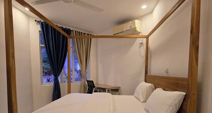 Pet friendly villa 2.5 hour drive from Jakarta