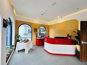 Reception - QR Hotel Dalat  (Da Lat)