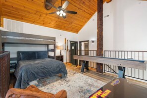 3 chambres, fer et planche à repasser, accès au Wi-Fi (inclus)