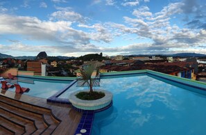 Outdoor pool - HOTEL ALTO  VERDE  (Guatapé)