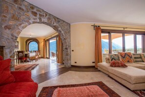Villa | 8 camere