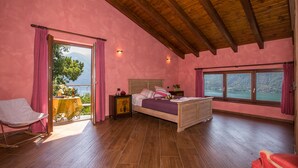 Unclassified image, 3 of 36, button - Villa Isola Verde With 8 Bedrooms and 6 Bathrooms (Valsolda)