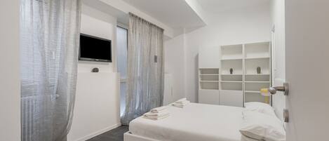 1 chambre, bureau, fer et planche Ă repasser, Wi-Fi