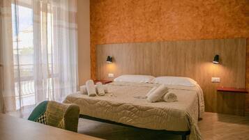 1 chambre, bureau, Wi-Fi, draps fournis