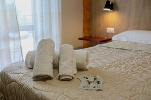 1 bedroom, desk, WiFi, bed sheets - MontagnaVivaCilento - Camera Matrimoniale (Piaggine)