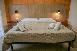 1 camera, una scrivania, Wi-Fi, lenzuola