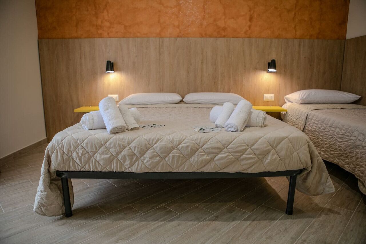 1 Schlafzimmer, Schreibtisch, WLAN, Bettwäsche