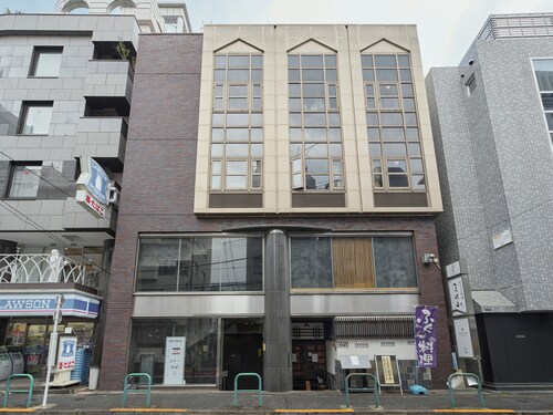illi Tex Aoyama