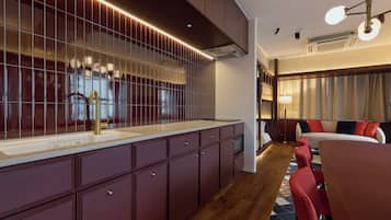 Standard Studio Suite | Private kitchen | Fridge, microwave, stovetop, electric kettle
