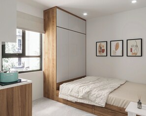 Deluxe Studio, 1 Queen Bed | Pillowtop beds, iron/ironing board, free WiFi - Aloha Apartment (Hanoi)