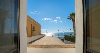 Cesarea House With Sea View, Santa Cesarea Terme, Italy