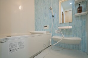 Bathroom - Travel Time - Teradacho Noake (Osaka)