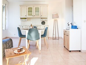 Dining - Les Rives Latines by Interhome (Fréjus)