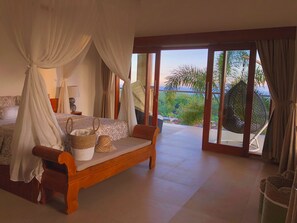 3 bedrooms, iron/ironing board, travel crib, WiFi - Villa Maya Bali (bali)