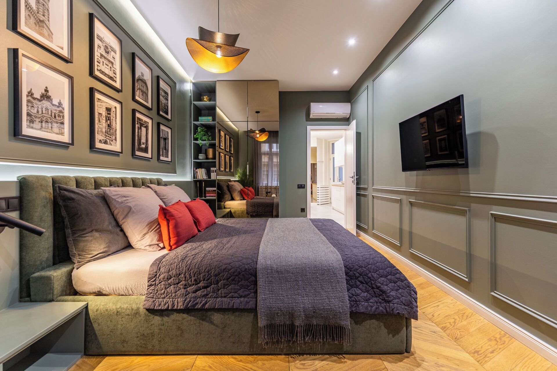 2 slaapkamers, een strijkplank/strijkijzer, reisbedje, wifi