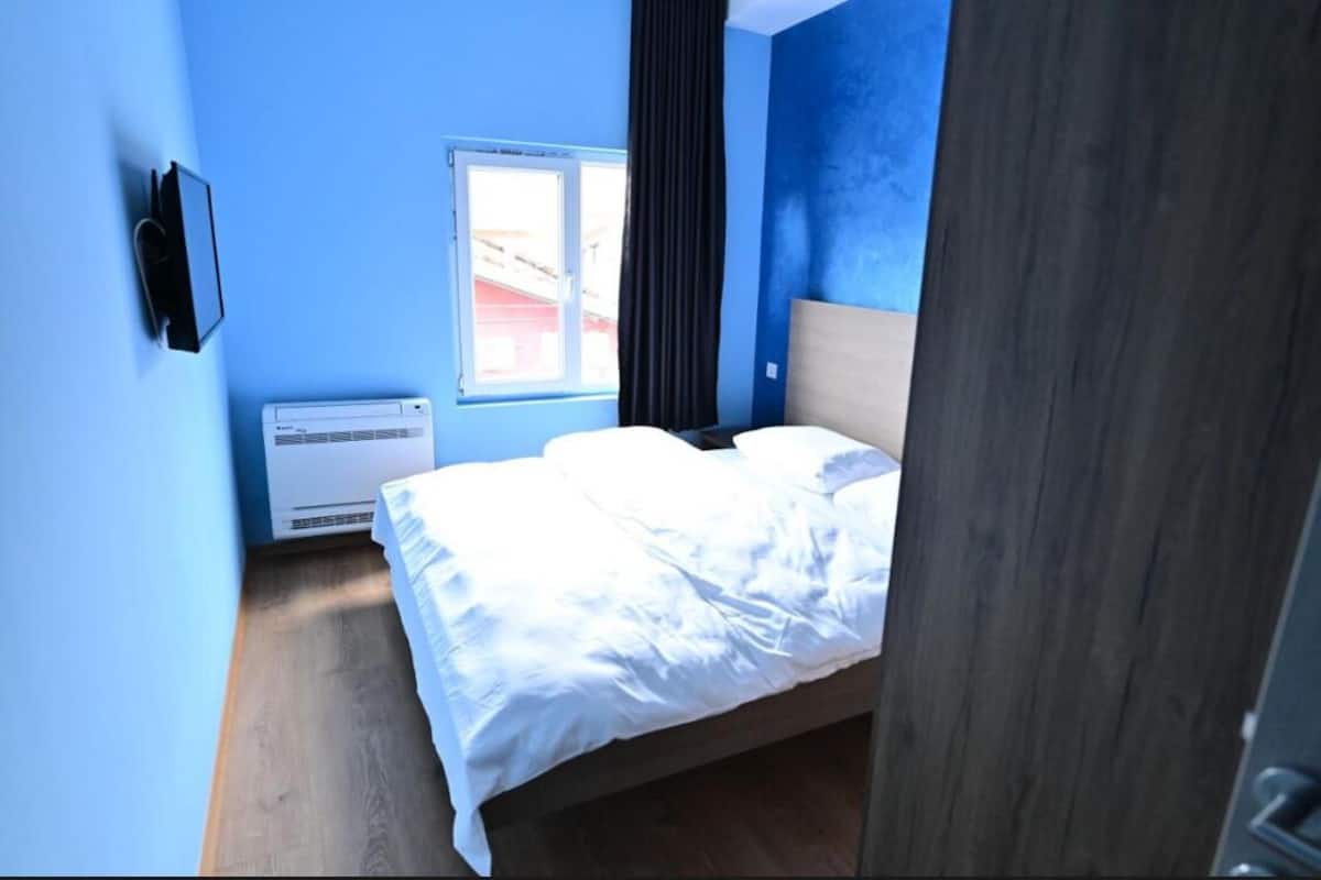 Comfort fyrbÀddsrum | 2 sovrum, allergitestade sÀngklÀder, duntÀcken och memory foam-madrasser