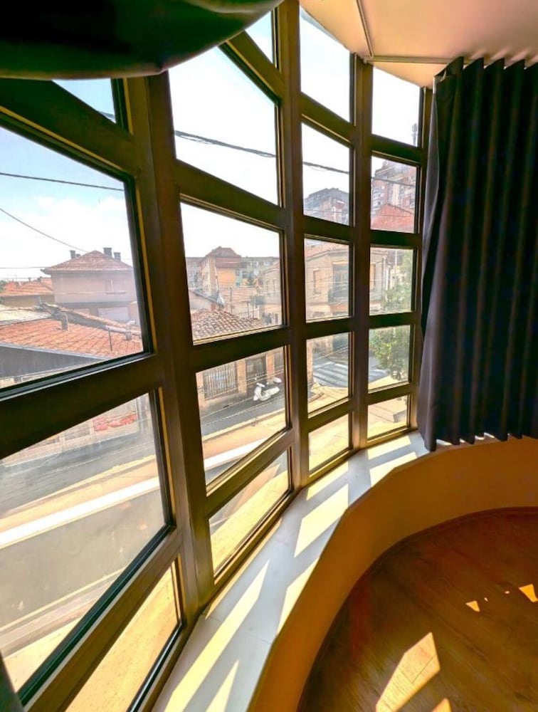 4 Star Hotels