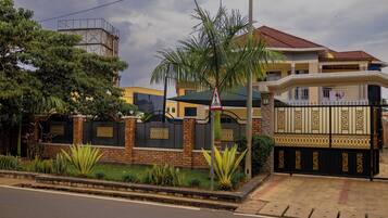 Bagian depan properti