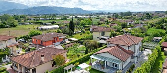 Villa with Pool near Sea, A/C, Garden