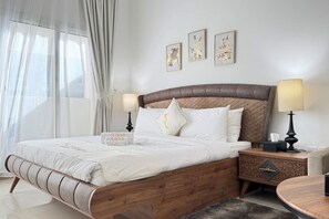 1 slaapkamer, een strijkplank/strijkijzer, reisbedje, wifi