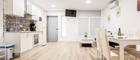 Fridge, microwave, coffee/tea maker, toaster