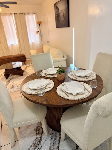 Charming house in terrific Miami with AC, WiFi