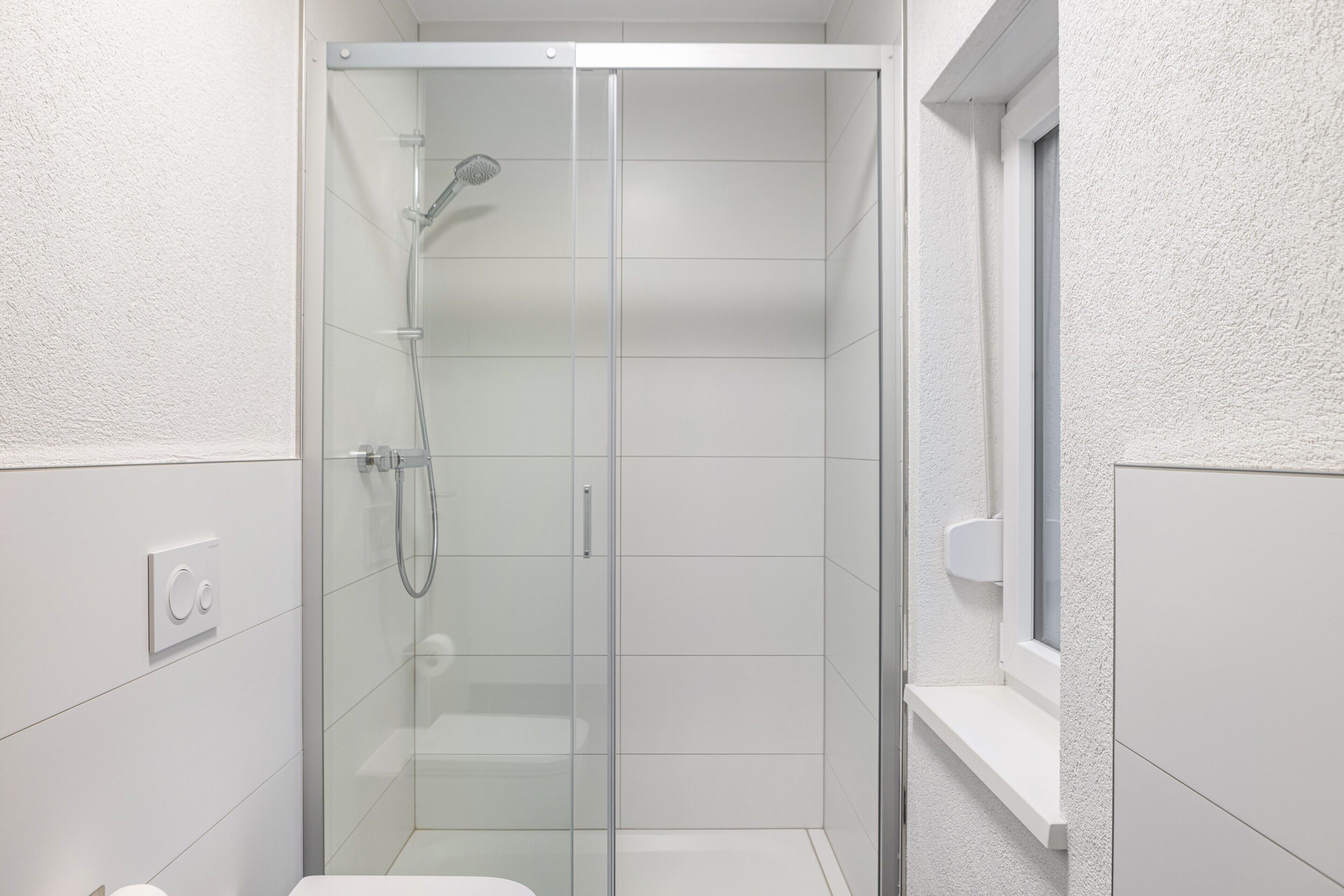 淋浴设施、毛巾