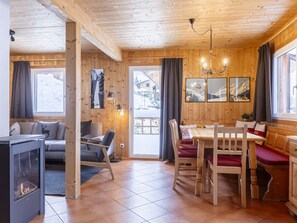 TV - mit 3 Schlafzimmern für bis 6 Personen by Interhome (Annaberg - Lungötz)